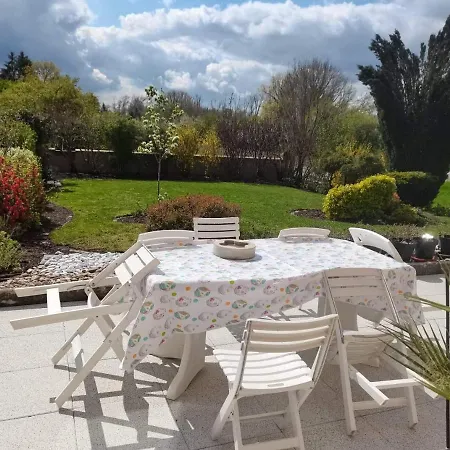 Kerangoues 3 Etoiles * セレスタ